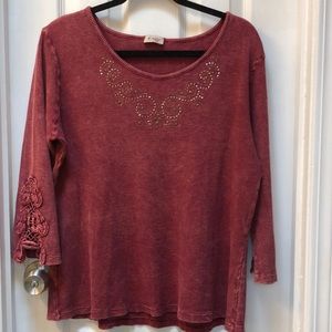 Cute long sleeve T shirt Cleaning out closets
